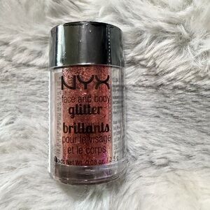 NYX Glitter Highlighter - Shimmering Pink